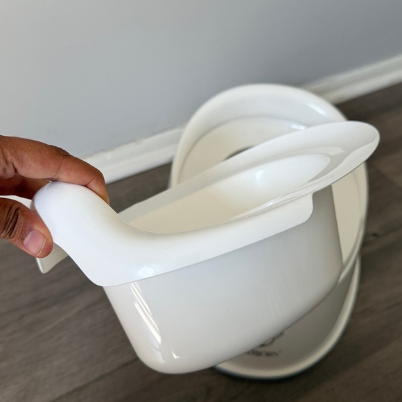 BabyBjörn White Toddler Potty - Picture 2 of 5